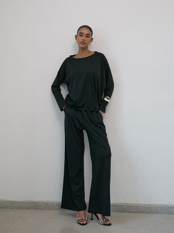 Como Black Jumper